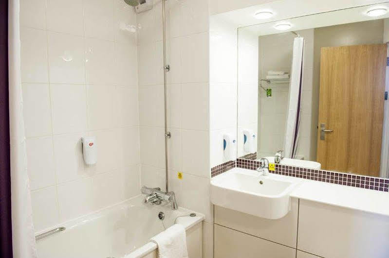 Premier Inn Colchester Kültér fotó