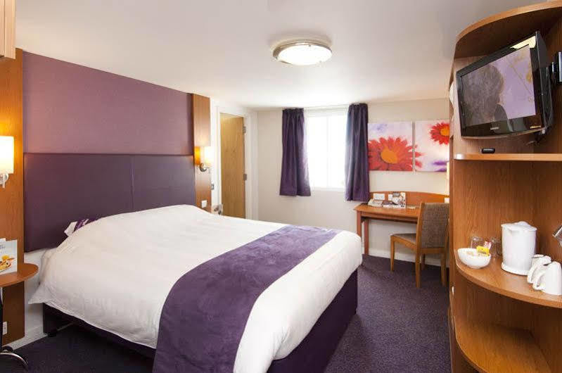 Premier Inn Colchester Kültér fotó