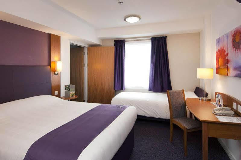 Premier Inn Colchester Kültér fotó
